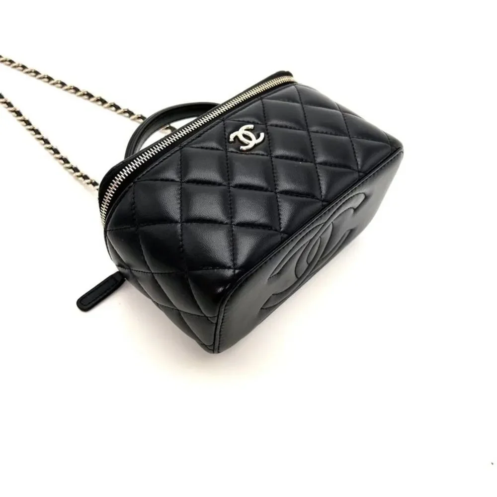 Chanel Women Pre-Loved Bag Very Good Condition